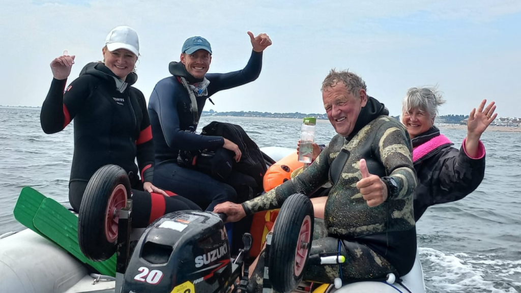 The Big Wave Team head out with Eric and Catrine for a dive in search of kelp